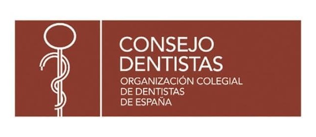 El Consejo General de Dentistas alerta sobre el auge desmedido de los implantes dentales